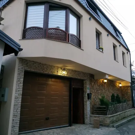 Center Apartment
